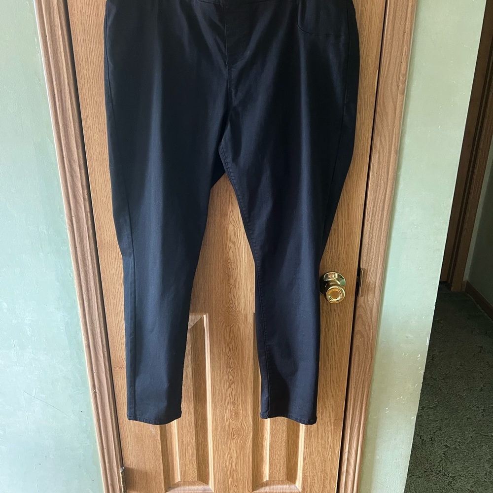 No Boundaries Women’s Black Leggings